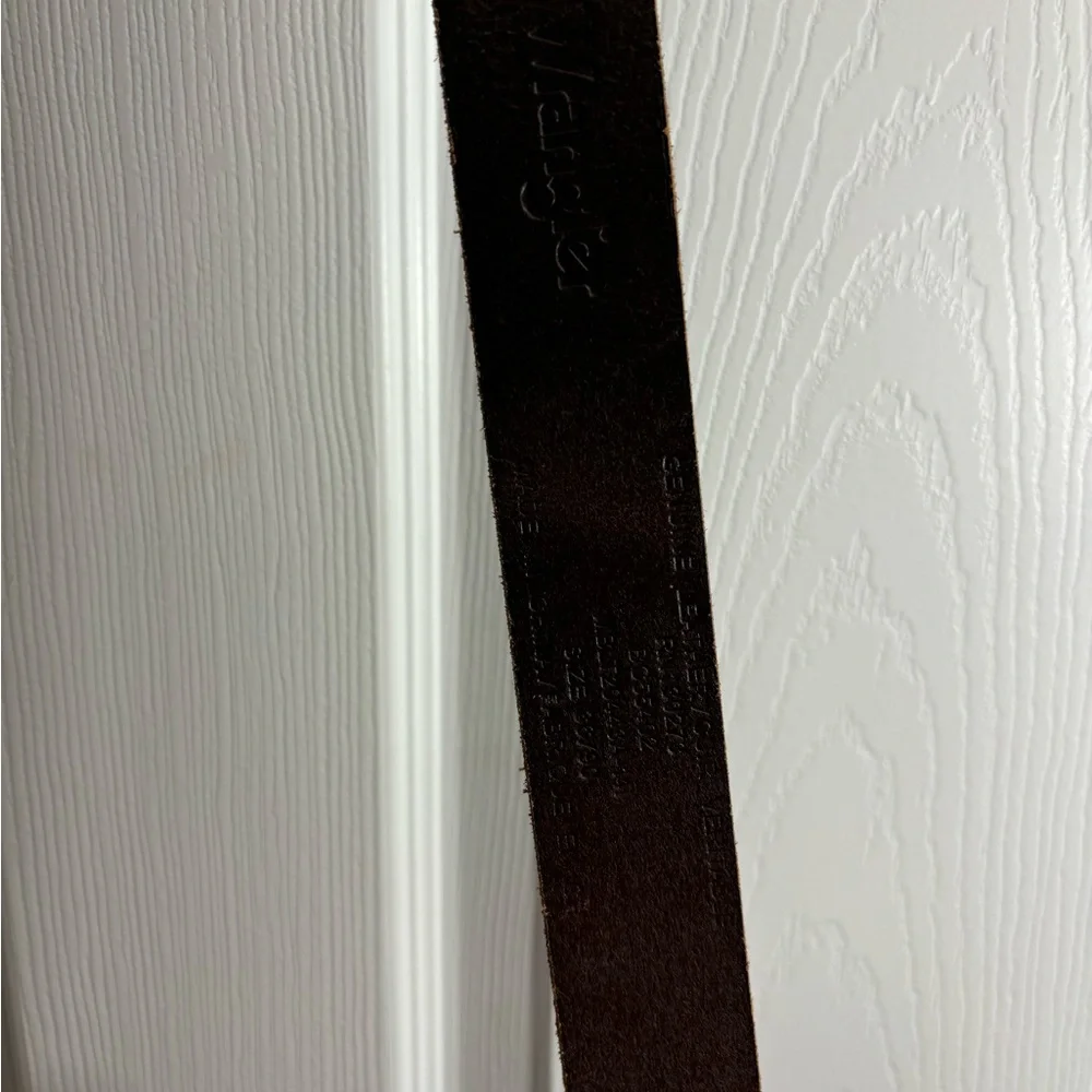 Men’s Wrangler belt brown with silver buckle size 36
